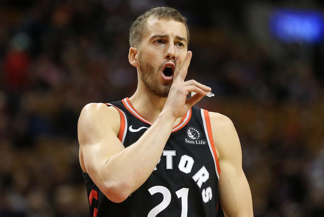 Matt Thomas, traspasado a los Utah Jazz