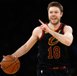 Matthew Dellavedova regresa al baloncesto australiano