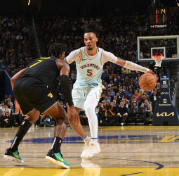 Un ex le complica la vida a los Warriors, 114-111