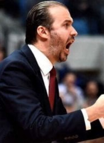 Pianigiani es el elegido del Armani Milán