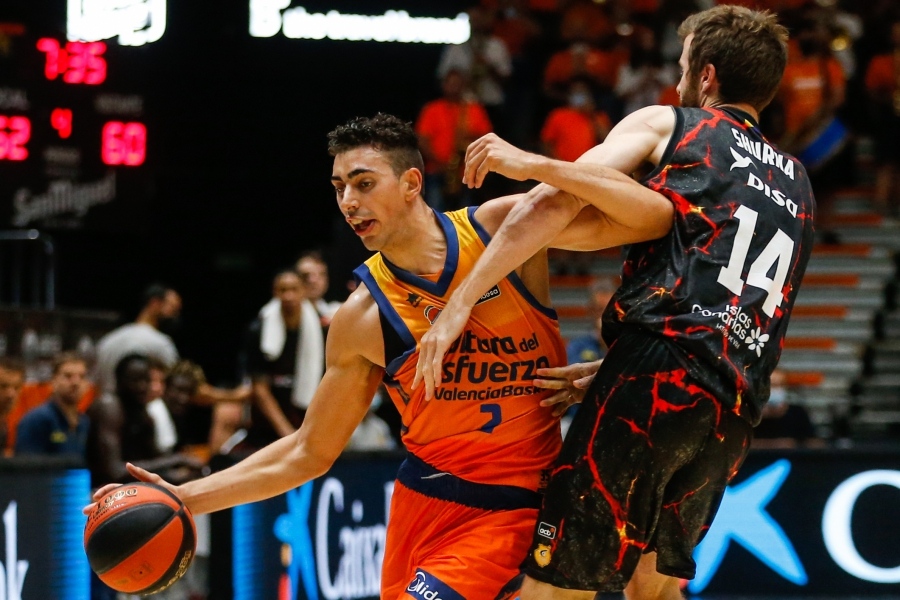El Valencia se enfrenta al Gran Canaria en un duelo de clubes españoles