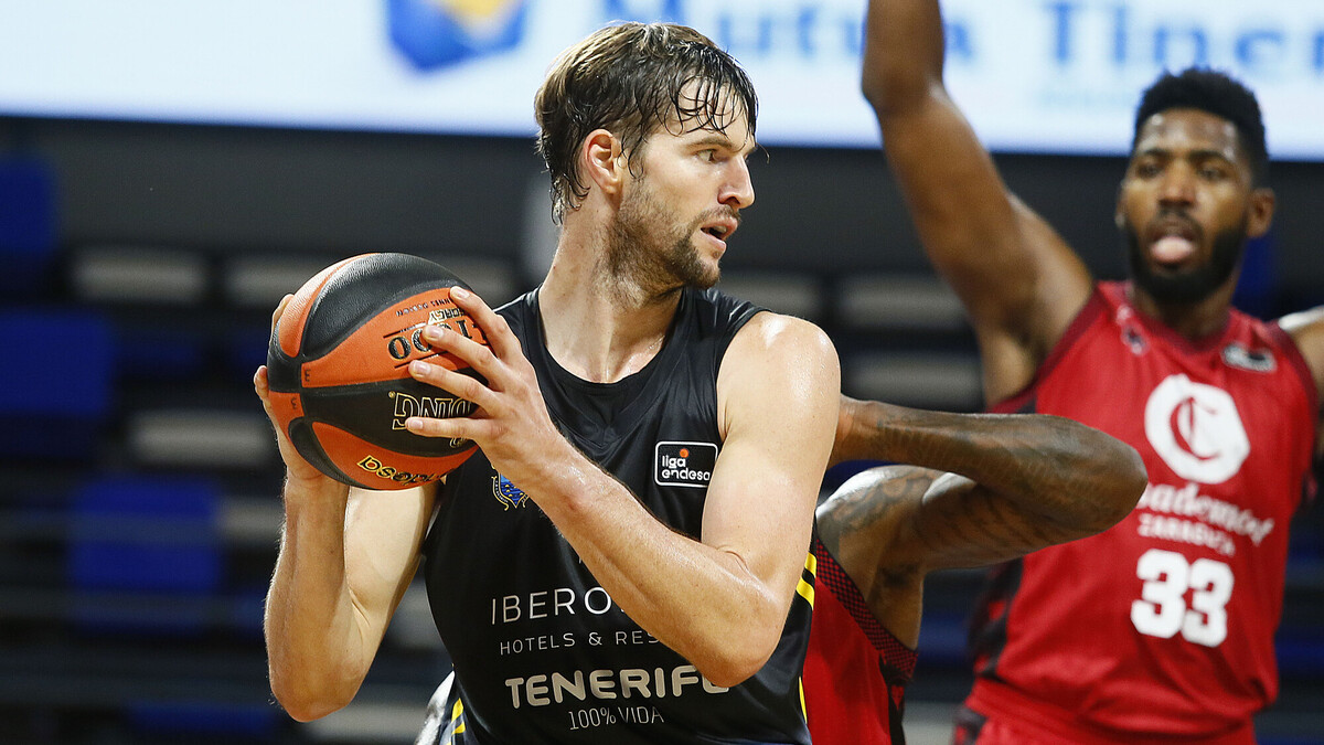 Primera para el Iberostar Tenerife (91) ante Casademont Zaragoza (86) en esta nueva ACB