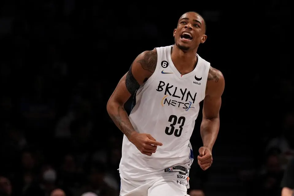 Nic Claxton continuará en los Brooklyn Nets