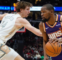 Suns supera a los Bulls con un gran rendimiento de su trío estelar, 121-117