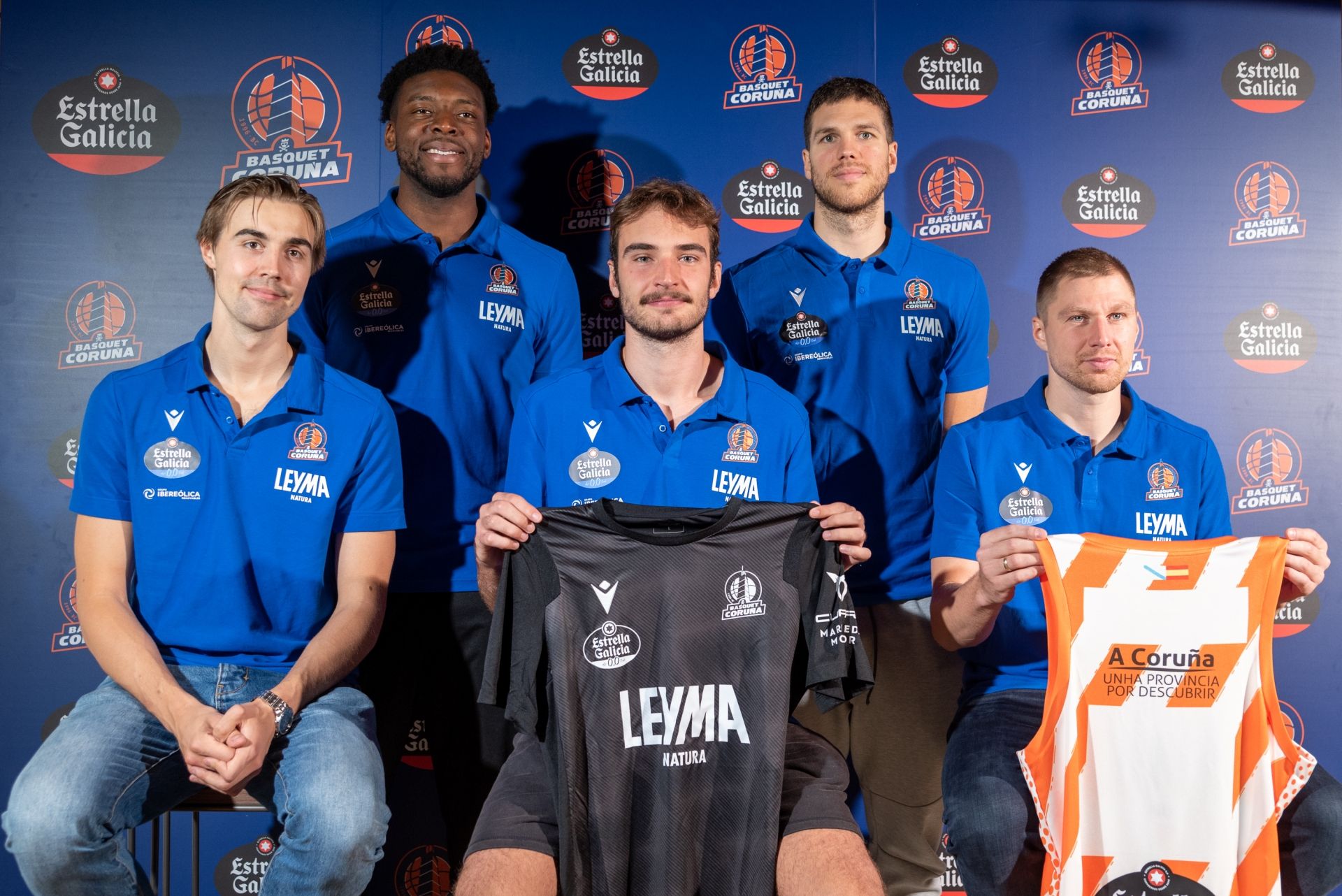 Presentación de Ingus Jakovics, Olle Lundqvist, Djordje Simeunovic, Alejandro Galán y Lotanna Nwogbo
