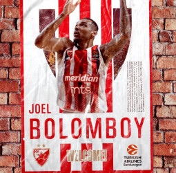 Joel Bolomboy firma por el Estrella Roja