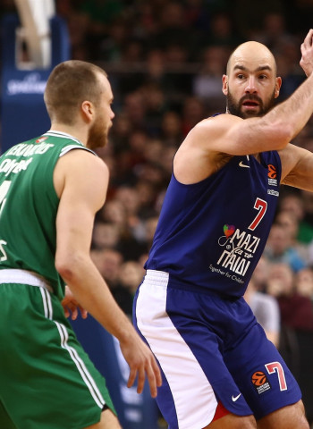Olympiacos intenta negociar contratos a la baja con Printezis y Spanoulis
