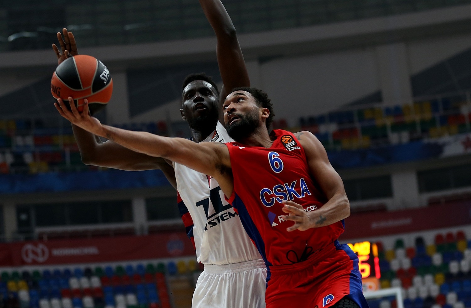 Remontada sin premio del Baskonia en Moscú (89-86)