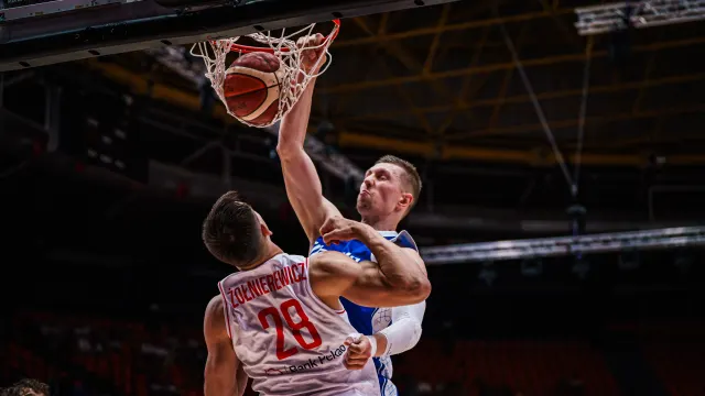 Finlandia remonta y se gana el derecho de jugar contra España, 89-88