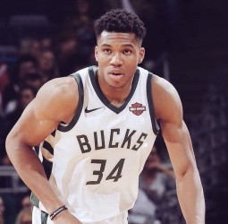 Invictos Grizzlies, Antetokounmpo no para y show de Embiid