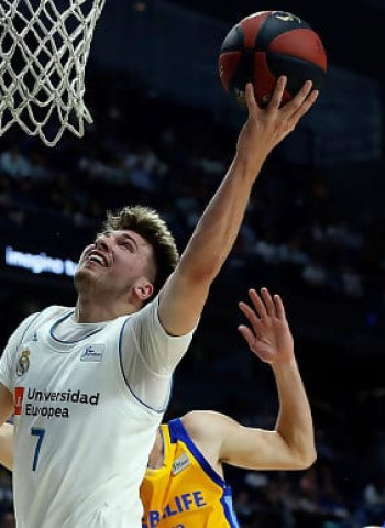 El Real Madrid, tras ganar el 1er partido de una eliminatoria al mejor de 5