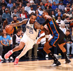 Los Mavericks encuentran soluciones para ganar a los Thunder, 121-119