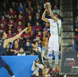Una primera mitad sin alma del FC Barcelona le condena a la derrota ante el Unicaja (73- 76)