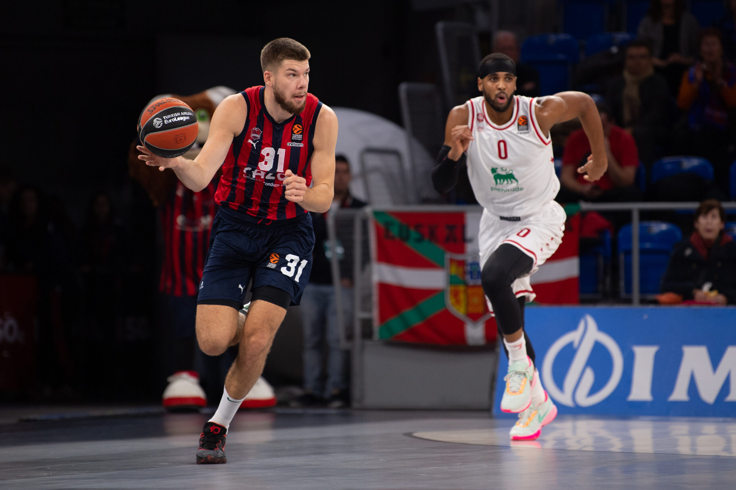 Contundente triunfo del Baskonia ante Armani Milán (78-62)