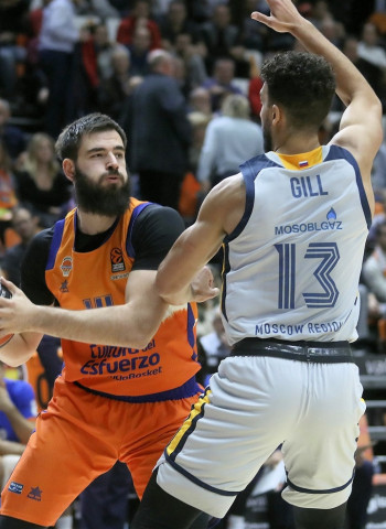 Valencia Basket completa la semana fantástica tumbando a un potente Khimki (89-84)