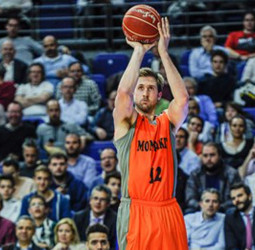 David Wear se va al baloncesto japonés