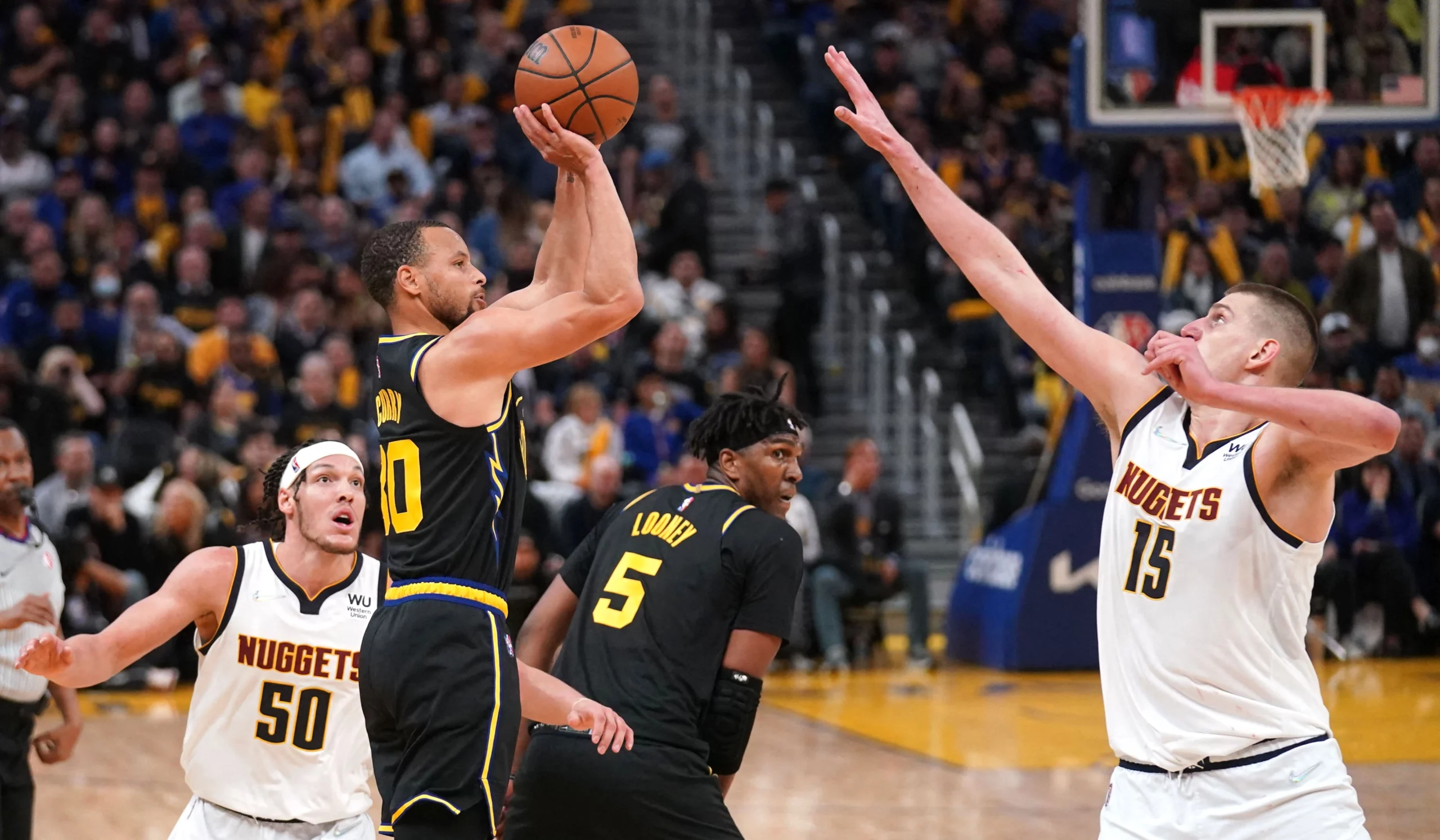 [4-1] Los Warriors eliminan a los Nuggets por la vía rápida (98-102)