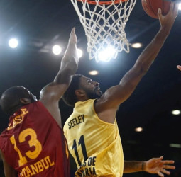 DJ Seeley, MVP de los partidos de vuelta de las semifinales de la Eurocup