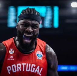 Queta lidera un triunfo histórico: Portugal vuelve a ganar en el EuroBasket 18 años después