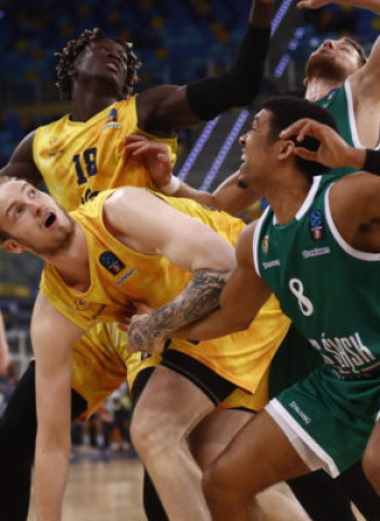 El Gran Canaria vuela hacia los cuartos de EuroCup (87-60)