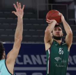 Brizuela y Bouteille dinamitan al Germani Brescia (79-83)