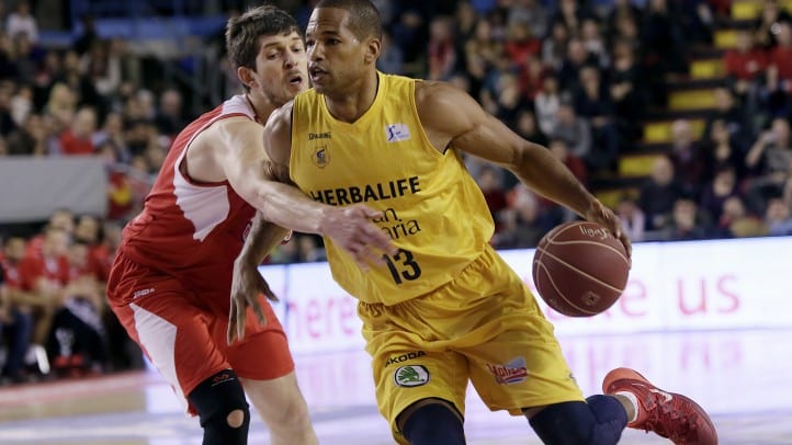 Sudor y esfuerzo del Herbalife para ganar en Manresa (70-78)