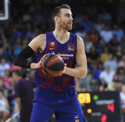 Víctor Claver, de 4 a 6 semanas de baja por una rotura de la fascia plantar