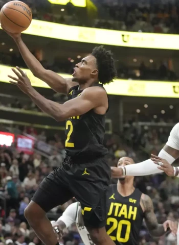 Los Jazz logran una gran remontada ante los Bucks