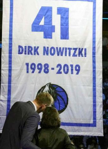 Los Dallas Mavericks retiran el 41 de Dirk Nowitzki