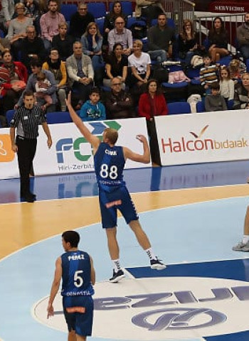 El GBC cae en la orilla de un derbi muy peleado (87-91)