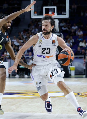 El Madrid completa un noviembre perfecto en la Euroliga (105-97)