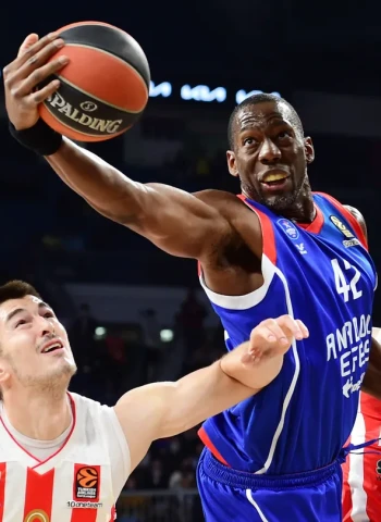 Claves de la victoria: Zvezda vs. Efes, Jornada 34 de la EuroLeague