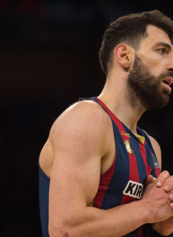 El Baskonia remonta y tras dos prórrogas, vence al Fuenlabrada (92-98)