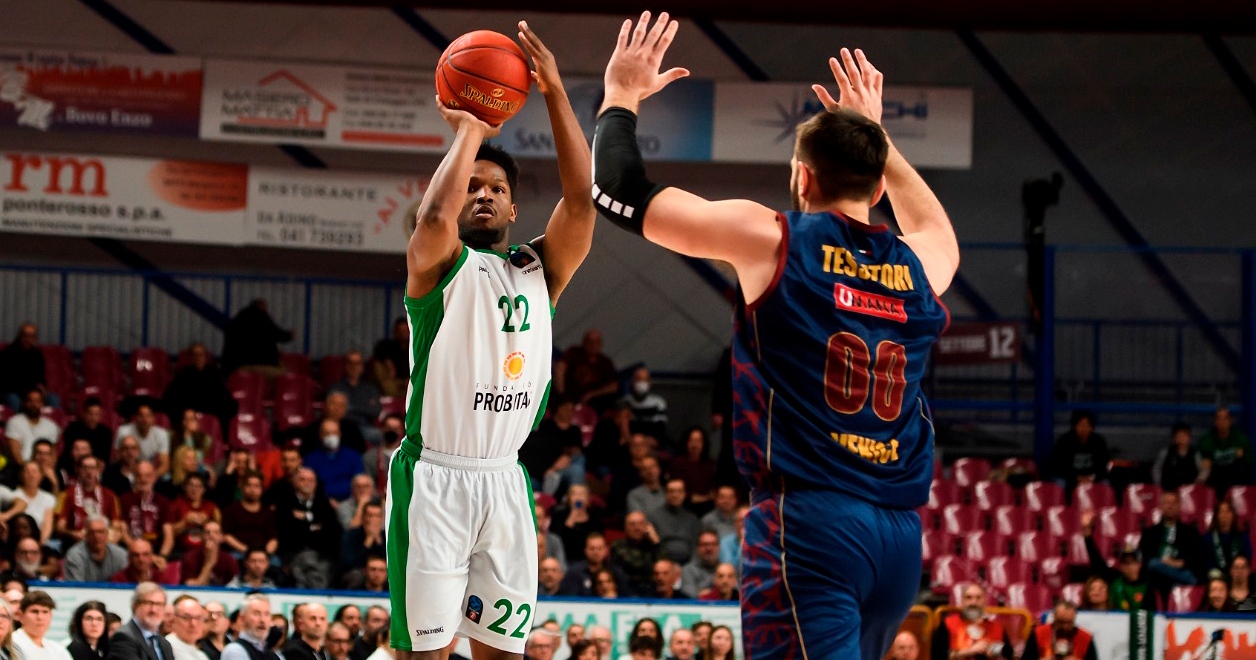El Joventut quiere ser primero, 74-80
