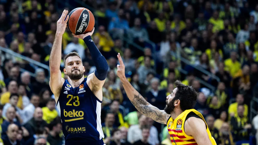 Fenerbahce detiene el intento de remontada del Barça, 88-74