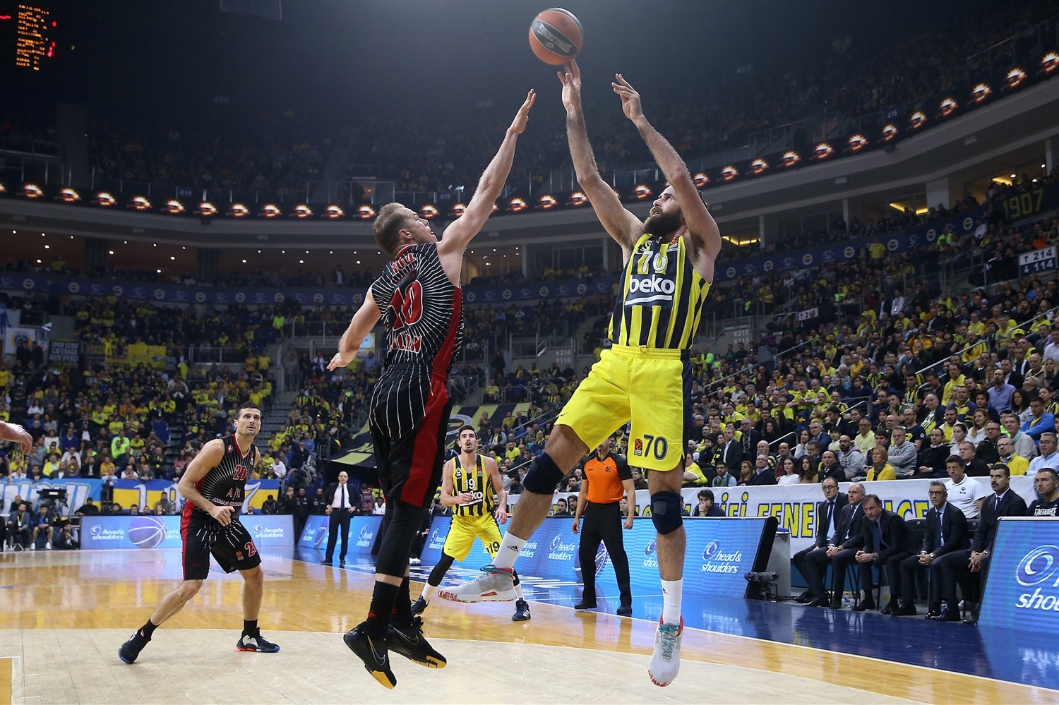 Previa Jornada 14 EuroLeague: Fenerbahce vs Armani Milán