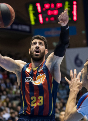 El Baskonia se lame sus heridas a costa del Monbus Obradoiro (79-92)