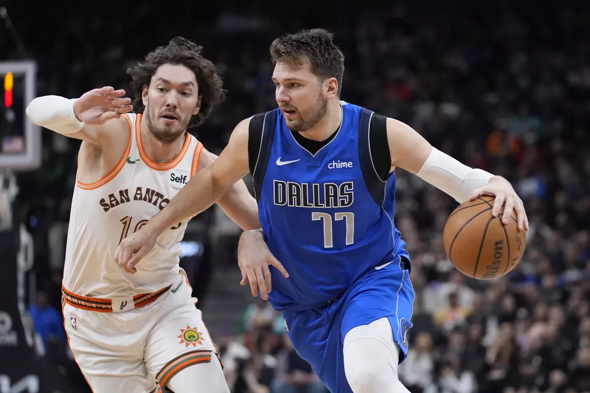 Irving puso el acierto, Doncic las asistencias