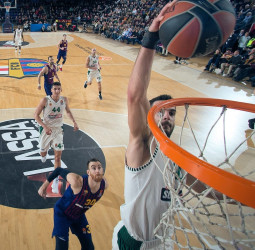 Victoria trabajada pero sin titubeos del FC Barcelona ante Panathinaikos (79-68)