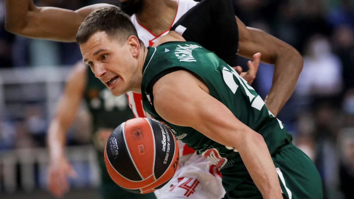 Nedovic lidera la victoria del Panathinaikos ante el Estrella Roja (79-73)