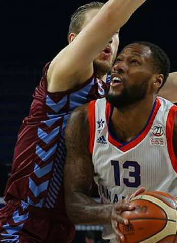 Racha histórica de Panathinaikos, que aún conoce la derrota y reñidos los primeros puestos en las ligas domésticas