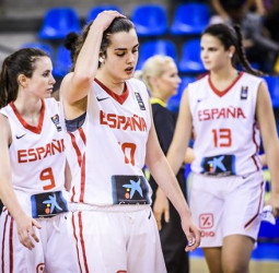 Un mal cuarto periodo deja a la #U19F octava del mundo (56-74)