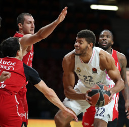 El Real Madrid vence al Bayern Múnich en la prórroga (76-81)