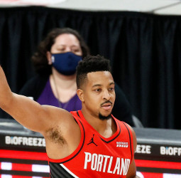 CJ McCollum, objetivo de los Philadelphia Sixers de cara a la temporada que viene