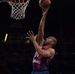 Bitci Baskonia cierra con victoria la temporada en EuroLeague (96-79)
