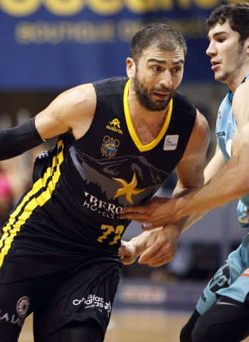 Movistar Estudiantes fue el invitado de piedra de la fiesta aurinegra (77-59)