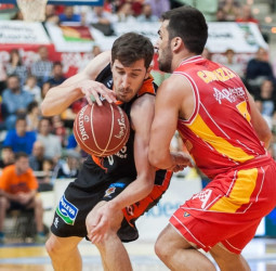 Una mala segunda mitad condena a Valencia Basket en Murcia (80-62)