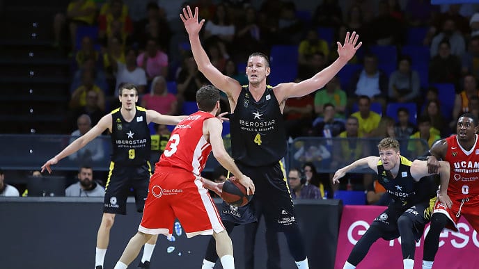 Iberostar Tenerife se reencuentra con la victoria (83-76)