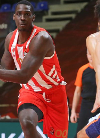 Johnny O'Bryant solicita al Estrella Roja su rescisión de contrato