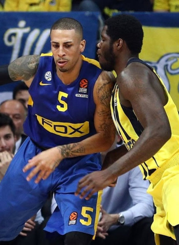 El Unicaja Málaga negocia con Diamon Simpson